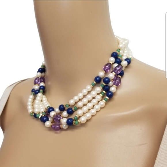 VINTAGE FAUX PEARL & JEWEL COLORED BEAD LAYERED COLLAR LENGTH NECKLACE - Picture 2 of 5
